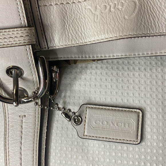 Coach Classic “C” w/White Leather Trim Large Satchel EUC w/Dustbag - Picture 6 of 11